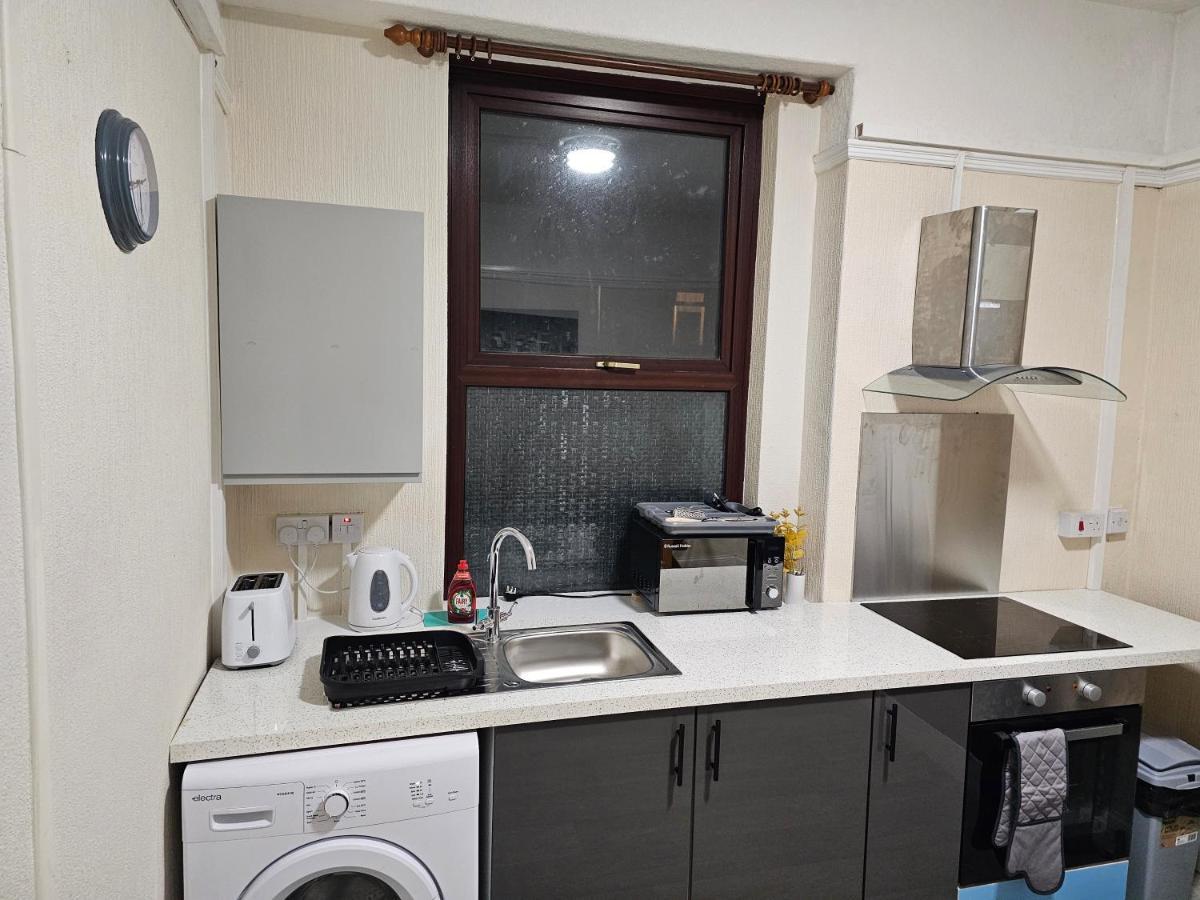 Skyline Queen'S Suites 203 Swansea Extérieur photo
